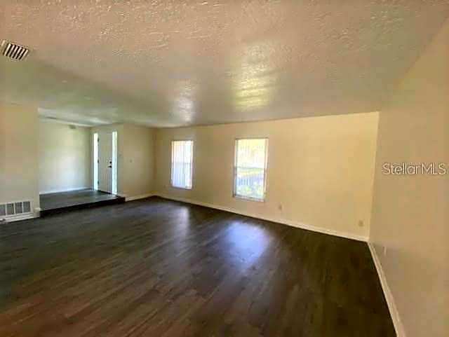 2114 Winnebago Trl - Photo 3 of 14