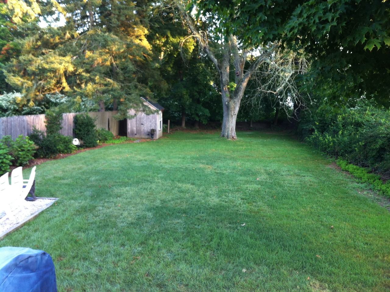 55 Roberts Ave - Photo 3 of 17