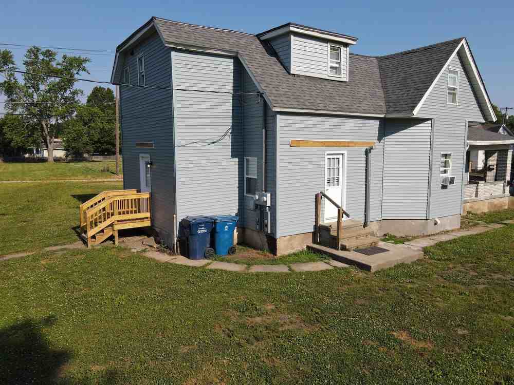 427 427 3rd Avenue - 2 - Photo 2 of 11