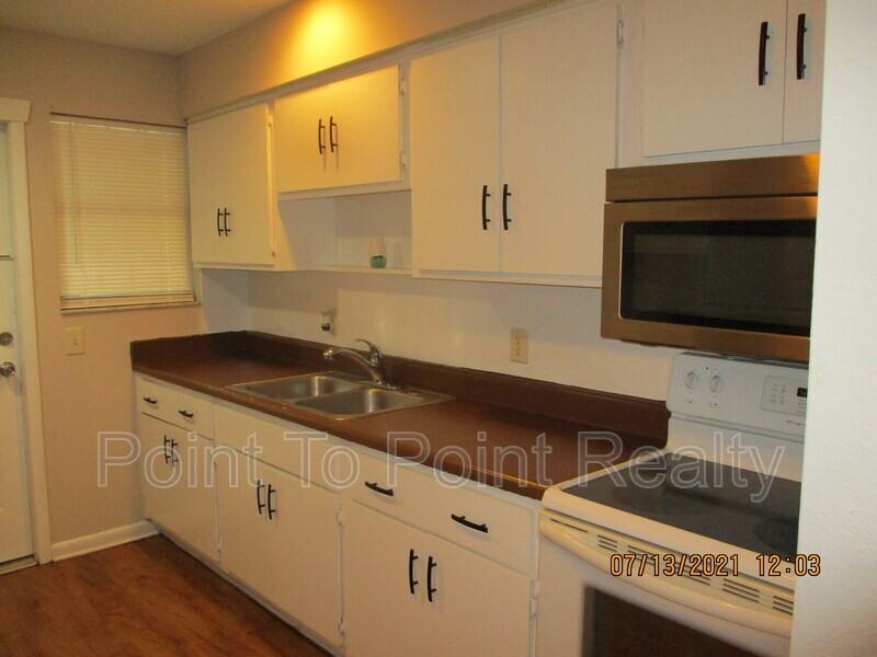 1160 Mohawk St #2 - Photo 4 of 14