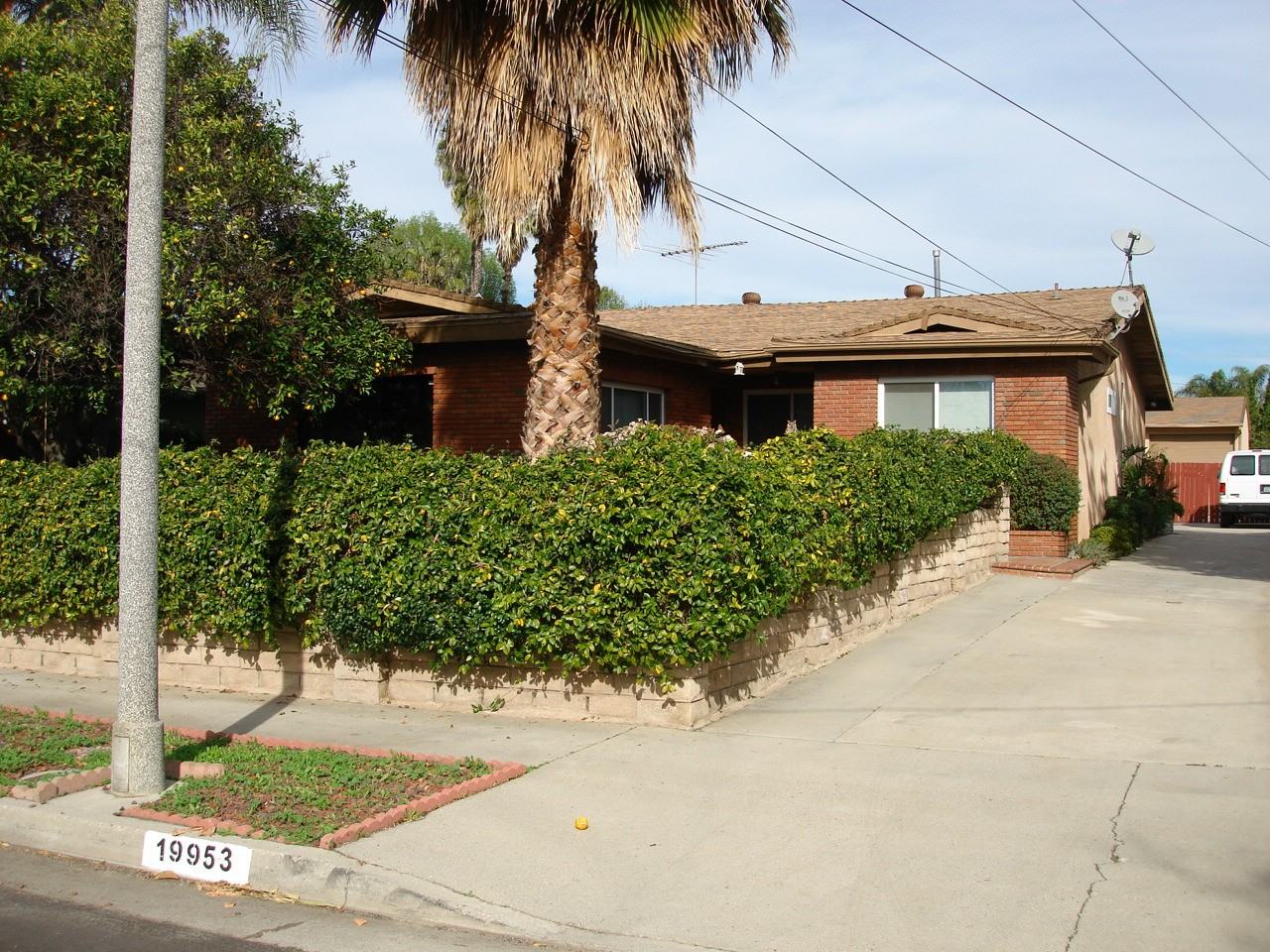 19953 Ingomar St - Photo 2 of 21