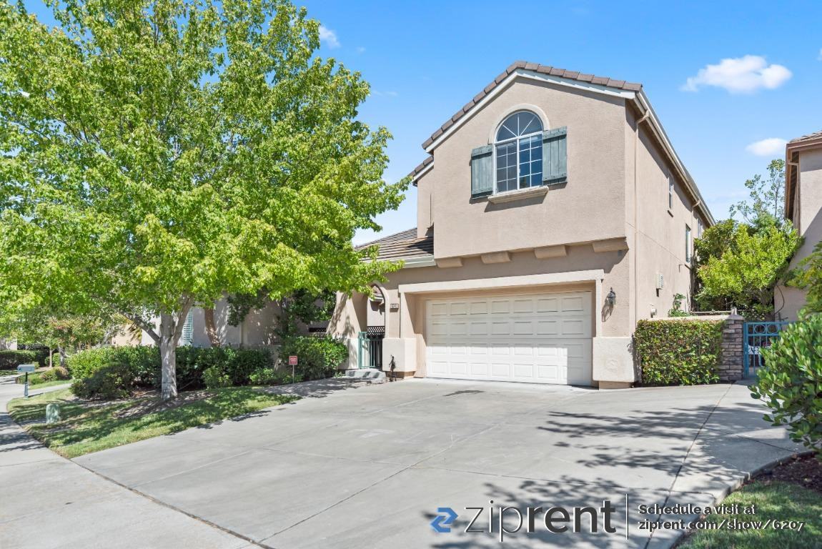 5341 Roxburghe Ct - Photo 2 of 26