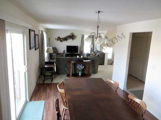 6908 84th Ave - Photo 3 of 32