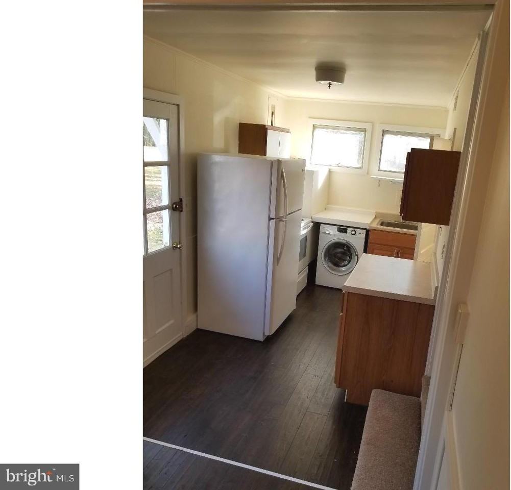 25 25 Elm Ridge Road Unit REAR COTTAGE - Photo 2 of 5