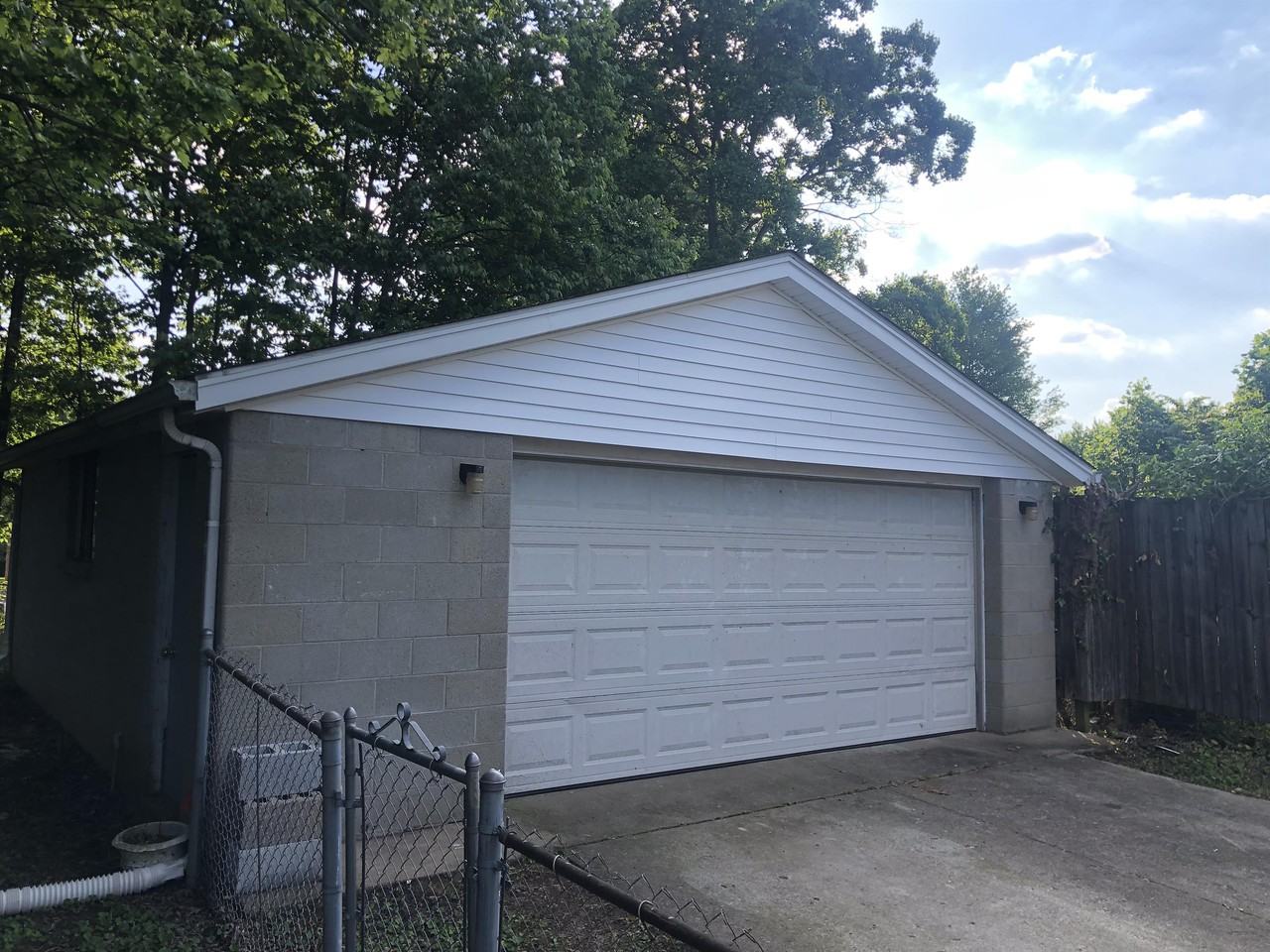 5004 Winding Spring Pl #0 - Photo 2 of 22