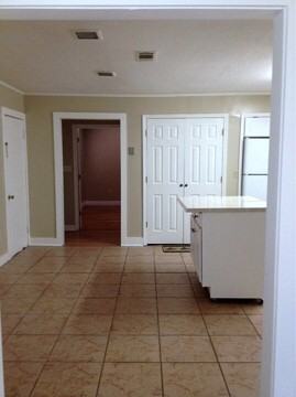 312 North 19th Avenue #1 - Photo 4 of 8