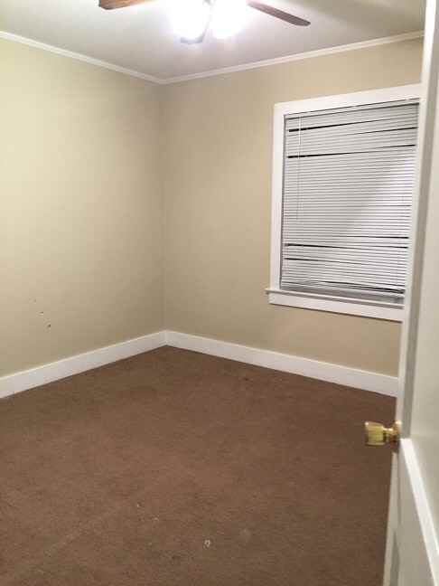 312 North 19th Avenue #1 - Photo 6 of 8