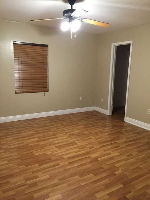 312 North 19th Avenue #1 - Photo 7 of 8