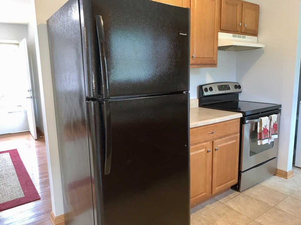 1160 Evergreen Rd #1 - Photo 3 of 11