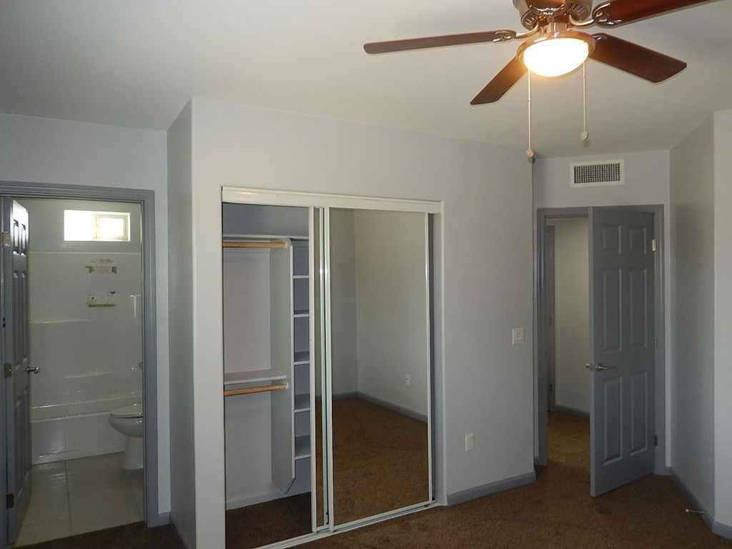 3402 E Flower St #3402 - Photo 3 of 14