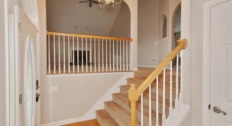 404 Maple Rdg - Photo 2 of 21