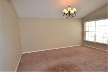 2479 Sagemont Dr - Photo 2 of 12