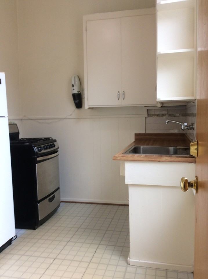 4327 18th St 1 - Photo 3 of 5