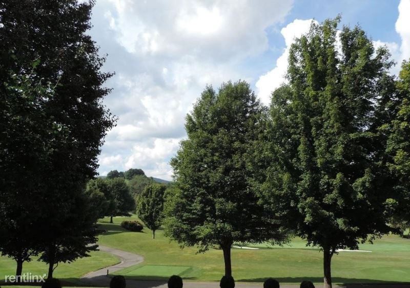 193 E Landing Dr - Photo 3 of 22