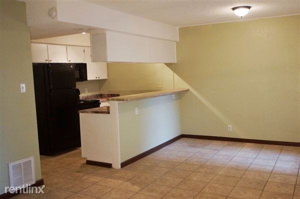 The Spoke - Photo 3 of 7