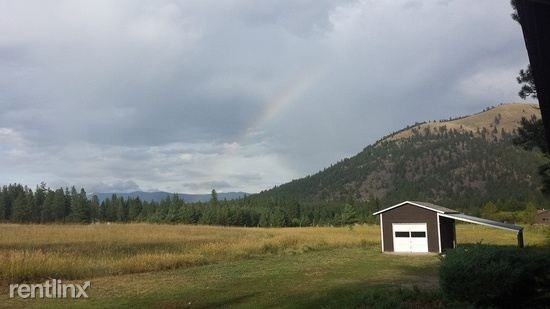 1022 Meadow Ln - Photo 2 of 6