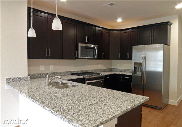 2113 Jefferson Davis Hwy #101 - Photo 3 of 16