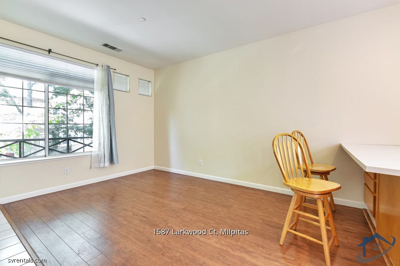 1587 Larkwood Court - Photo 5 of 30
