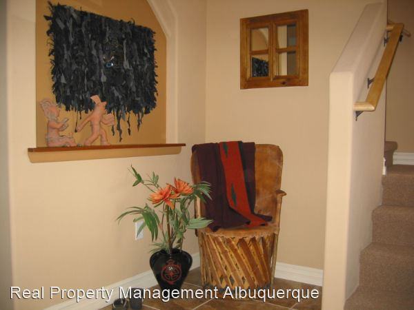1108 San Luis Ct - Photo 3 of 13