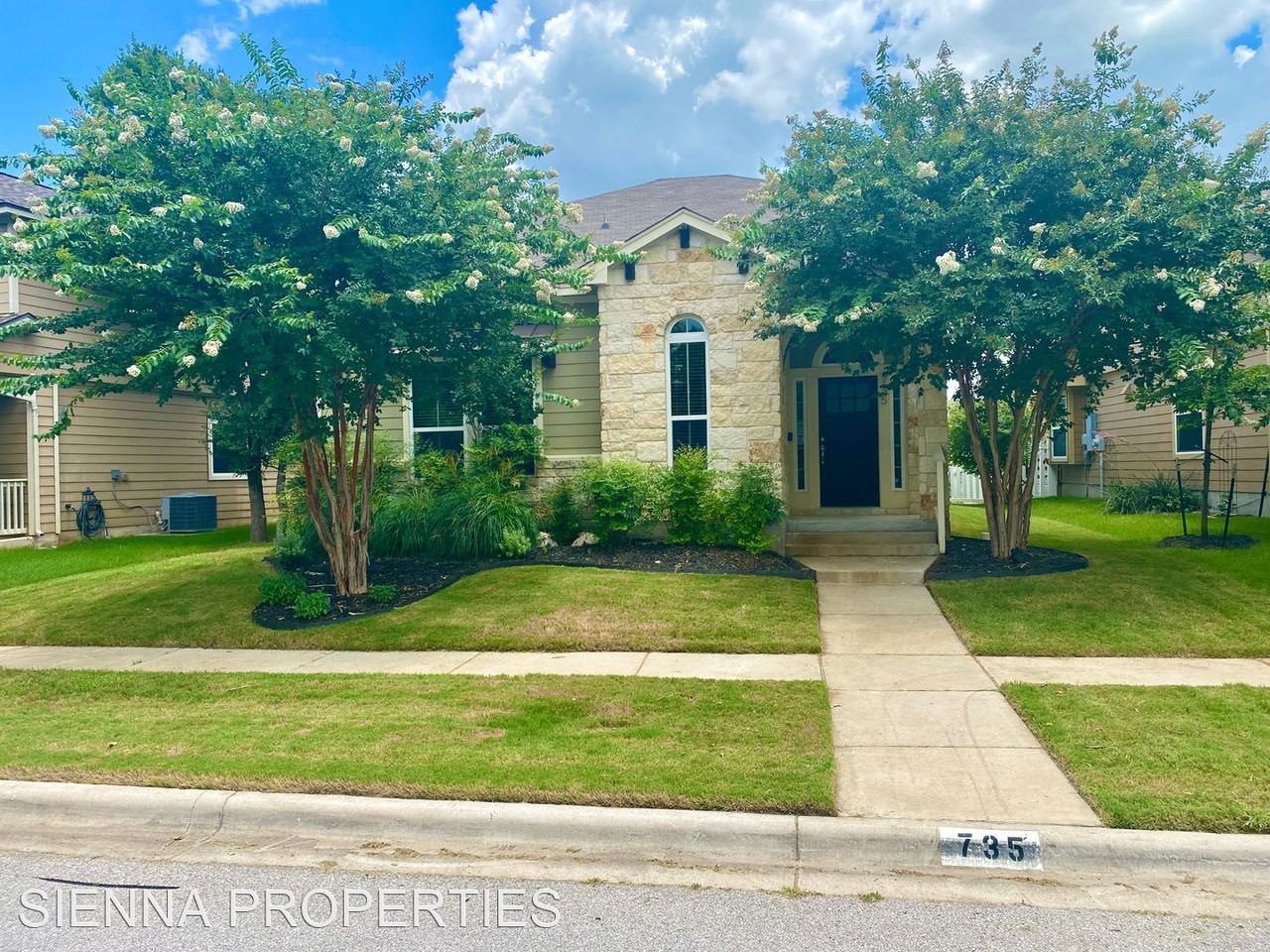 735 Heritage Springs Trl - Photo 2 of 17