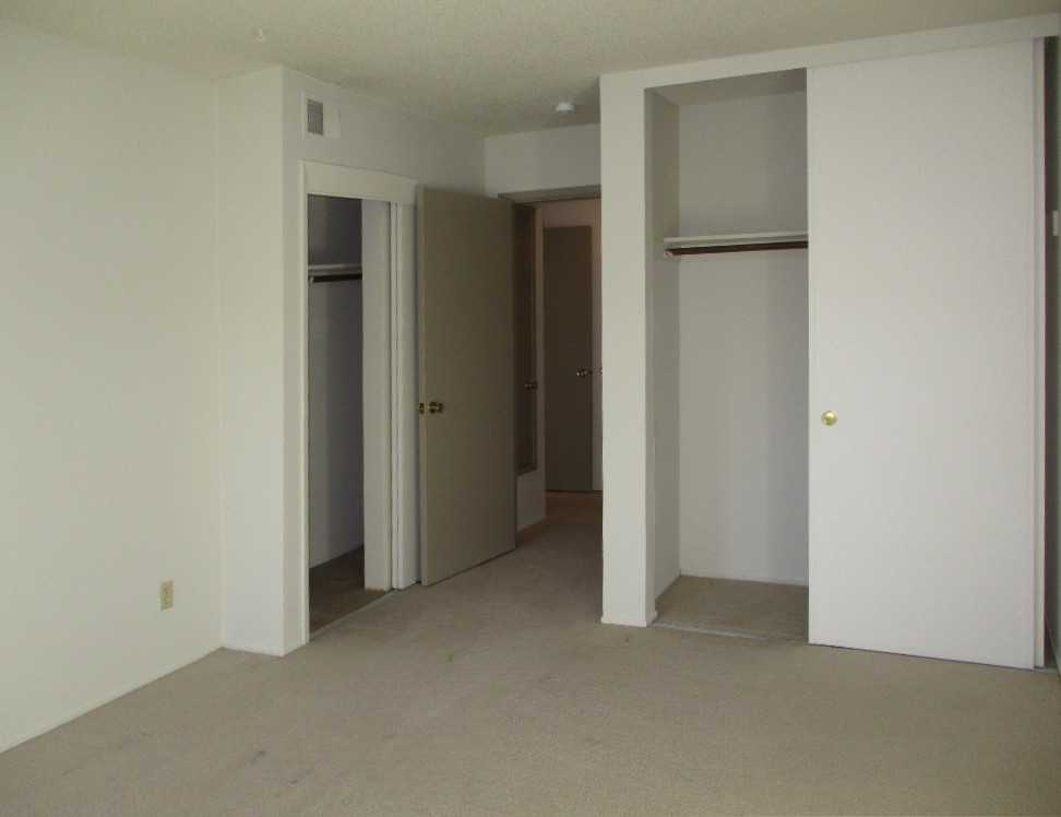 1933 Garden Dr - Photo 5 of 11