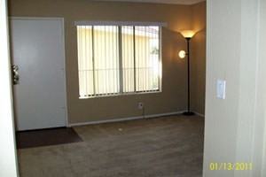 Woodman Lassen Apartments - Photo 3 of 23