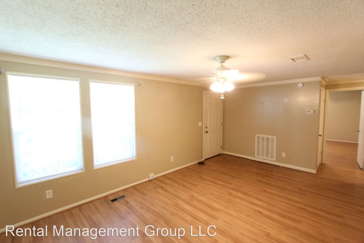 2524 Oak Leaf Ln - Photo 3 of 15