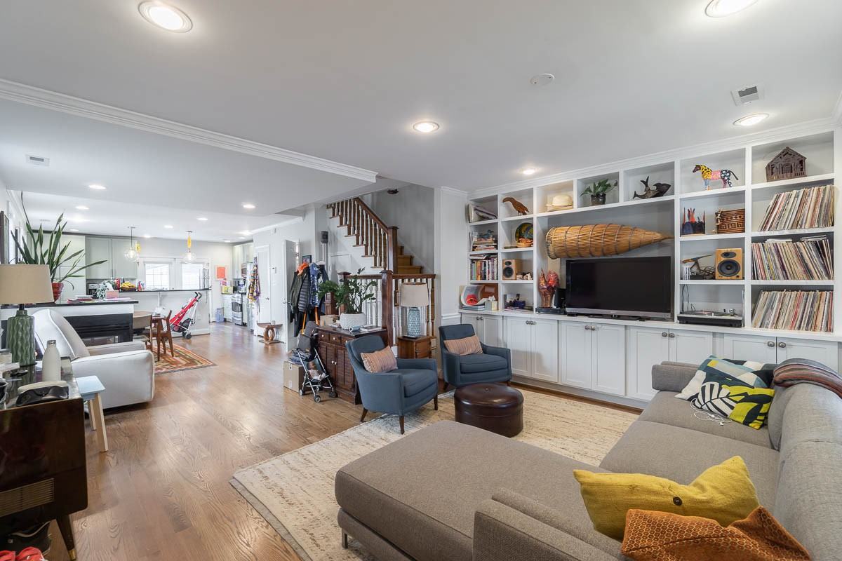 904 Webster St Nw #A - Photo 2 of 43