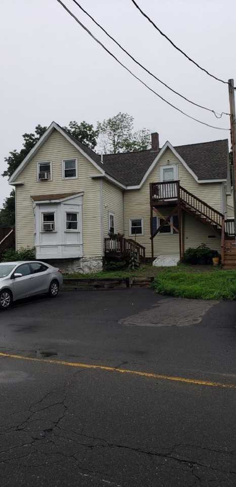 9 Wight St Apt 5 - Photo 2 of 8