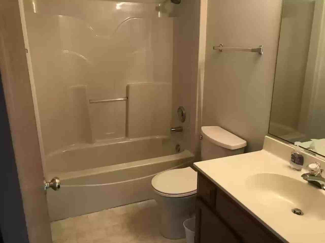 3202 W 85th Pl - Photo 3 of 5