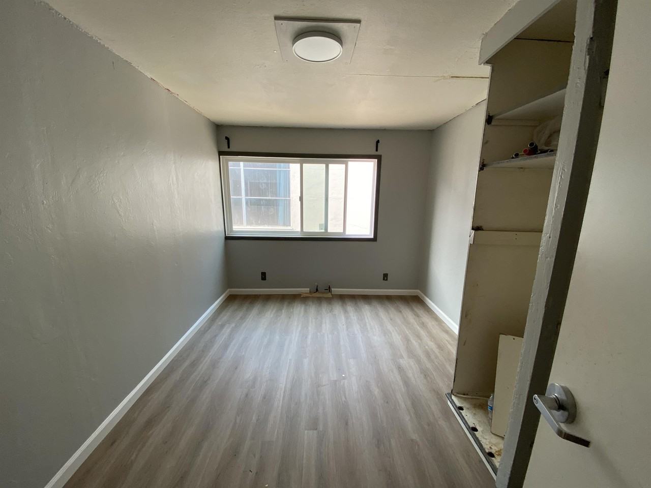 123 S 11th St - Photo 3 of 37