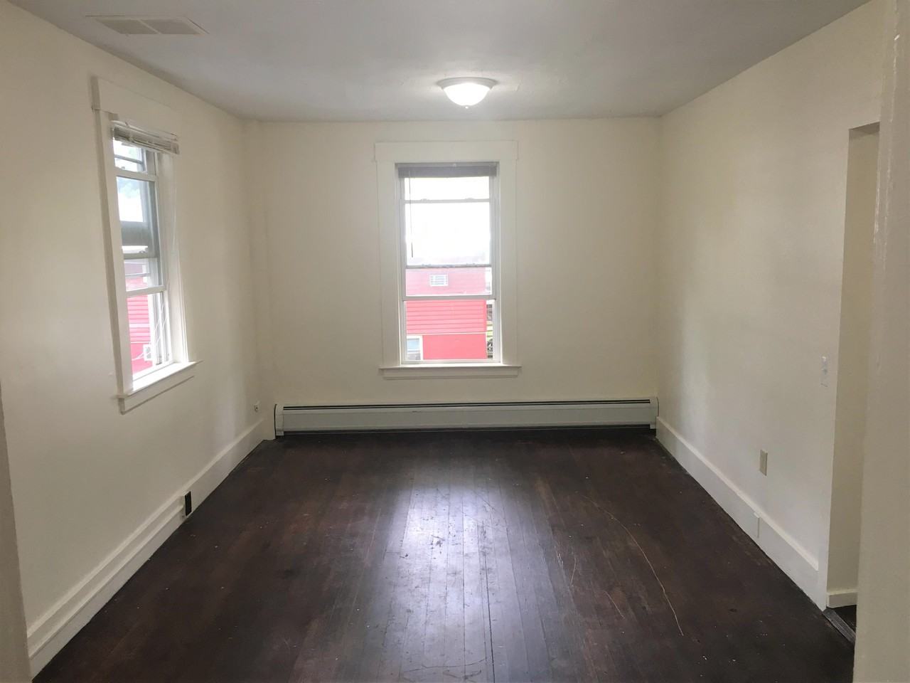 49 Sargent St 4, White River Junction, VT 05001 2 Bedroom Apartment