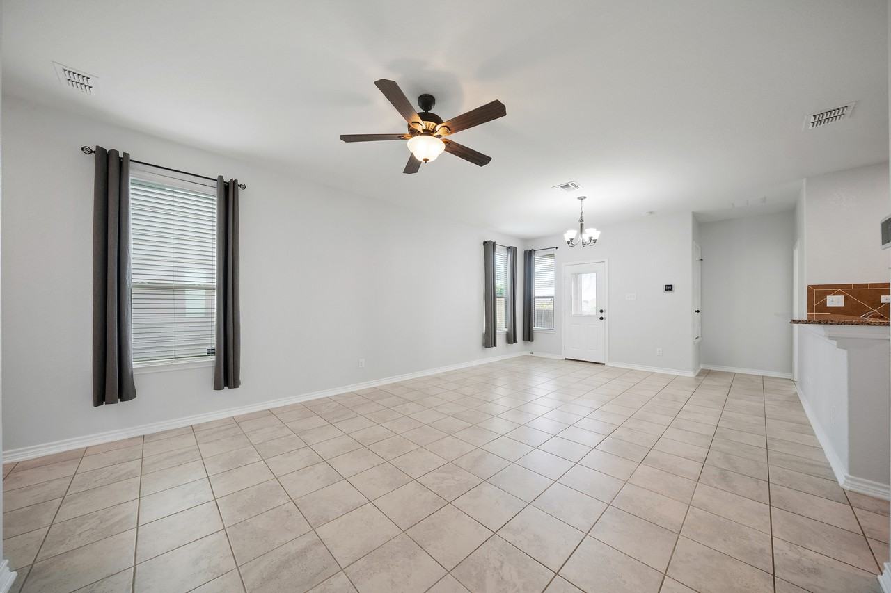 4229 Gale Mdws #1 - Photo 5 of 27