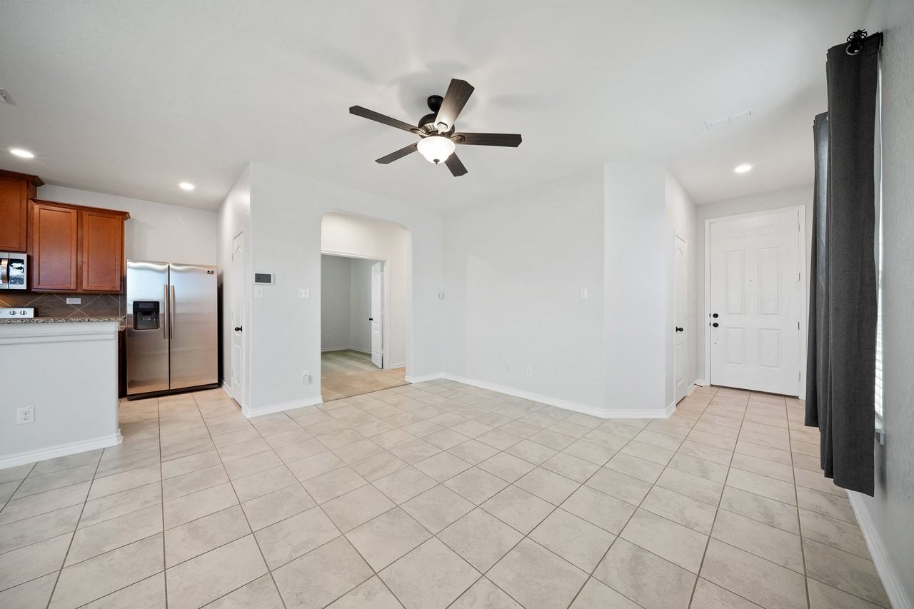 4229 Gale Mdws #1 - Photo 7 of 27