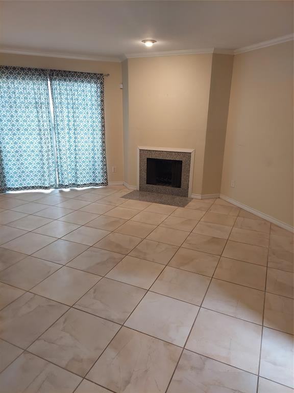 3220 3220 69th Street B2 - Photo 3 of 22