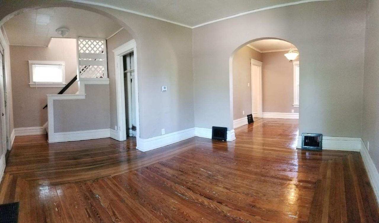 508 Baltimore St #1 - Photo 3 of 13