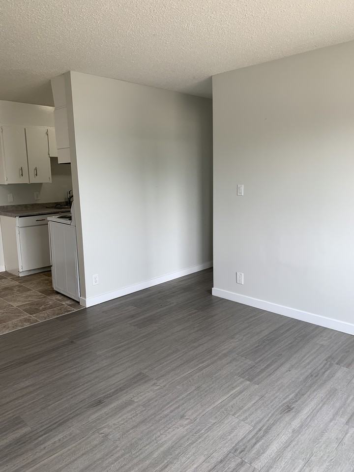 Britannia Loft - Photo 3 of 36