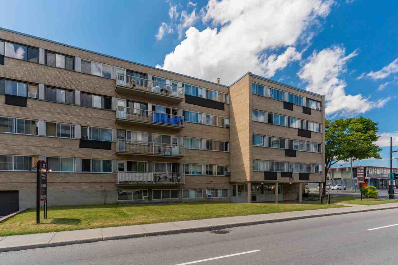 Côte Vertu II Apartments 325 Boul De La CôteVertu, Montréal, QC H4N