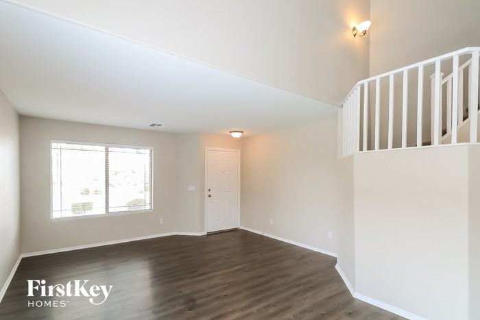 13122 W Indianola Ave - Photo 3 of 15