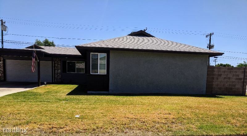 1787 S Pendergast Ave - Photo 2 of 19