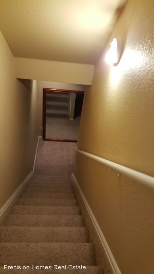 11252 Ironton St - Photo 3 of 7