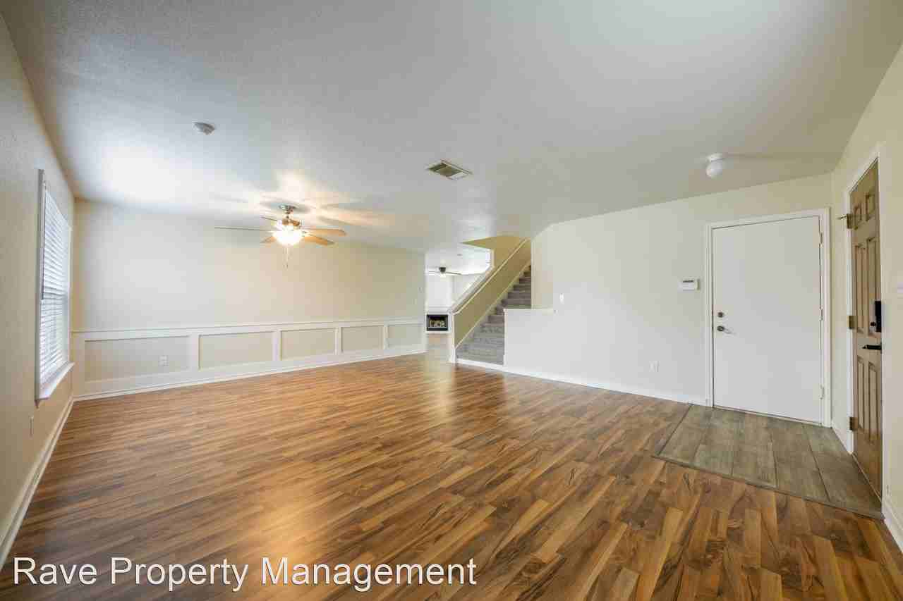 386 Siebert Dr - Photo 3 of 25