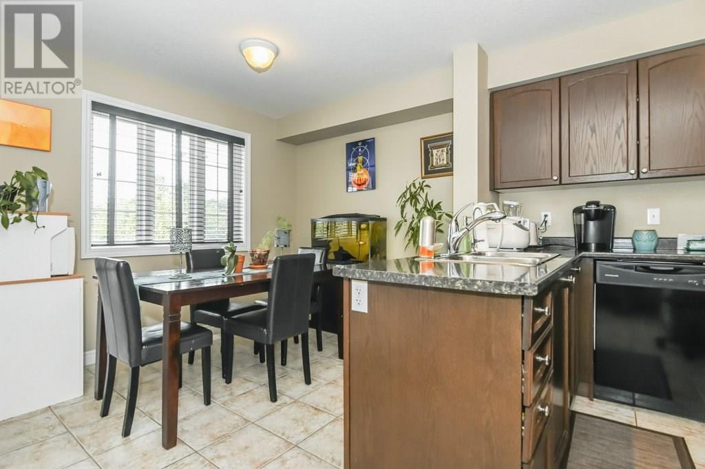 642A Woodlawn Rd E - Photo 2 of 10