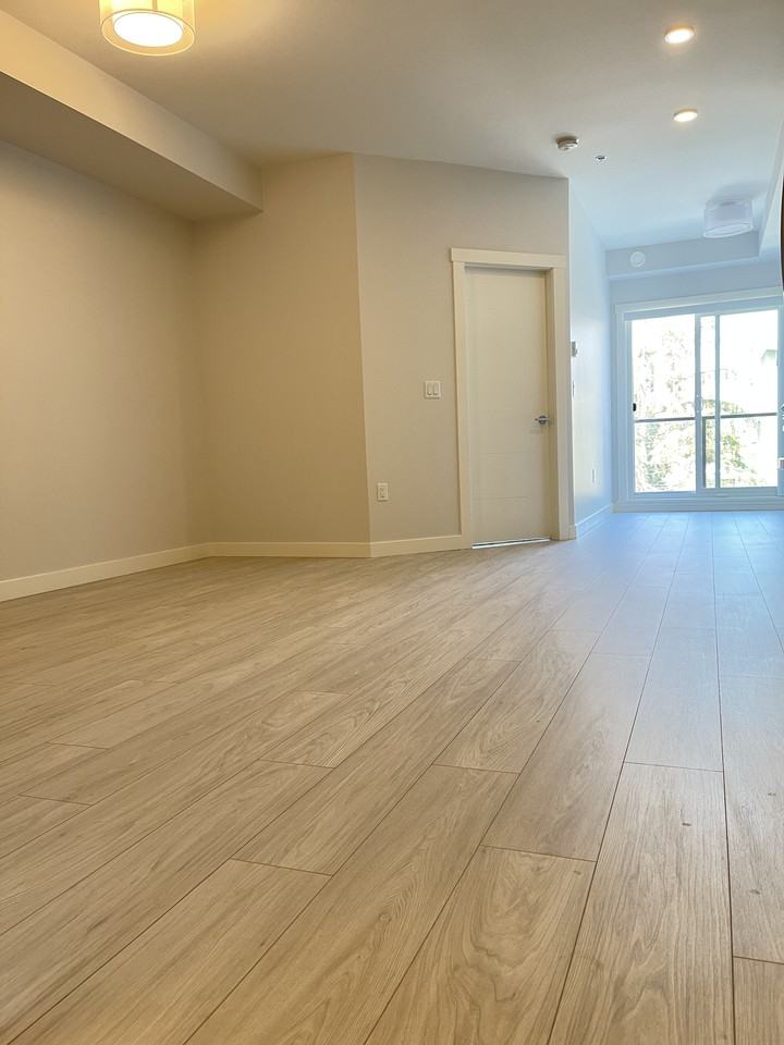 2356 Welcher Ave - Photo 3 of 12