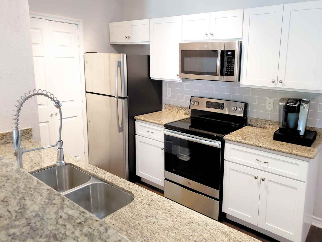 Lakebridge Apartments and Townhomes - Photo 2 of 60