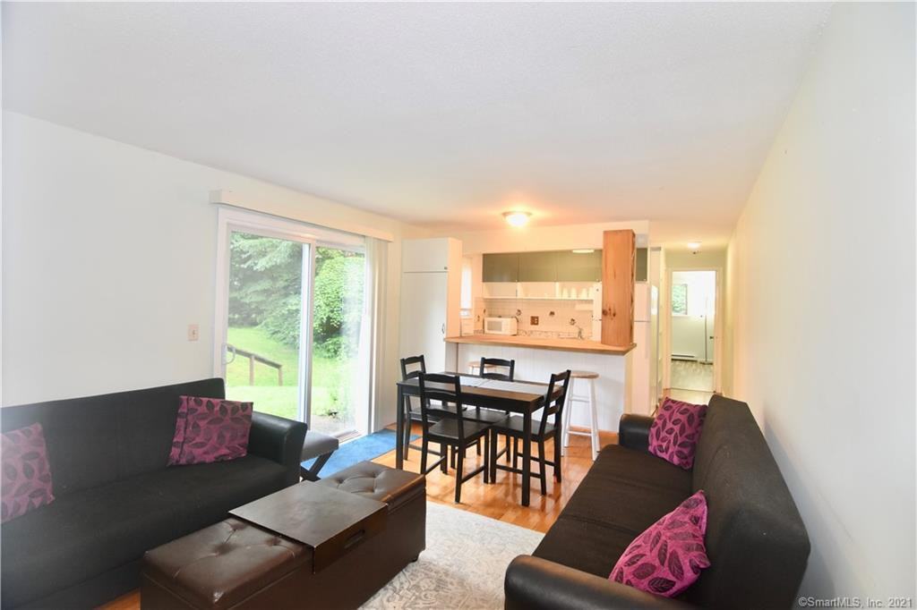 9 Kent Ct Unit 1 - Photo 3 of 16