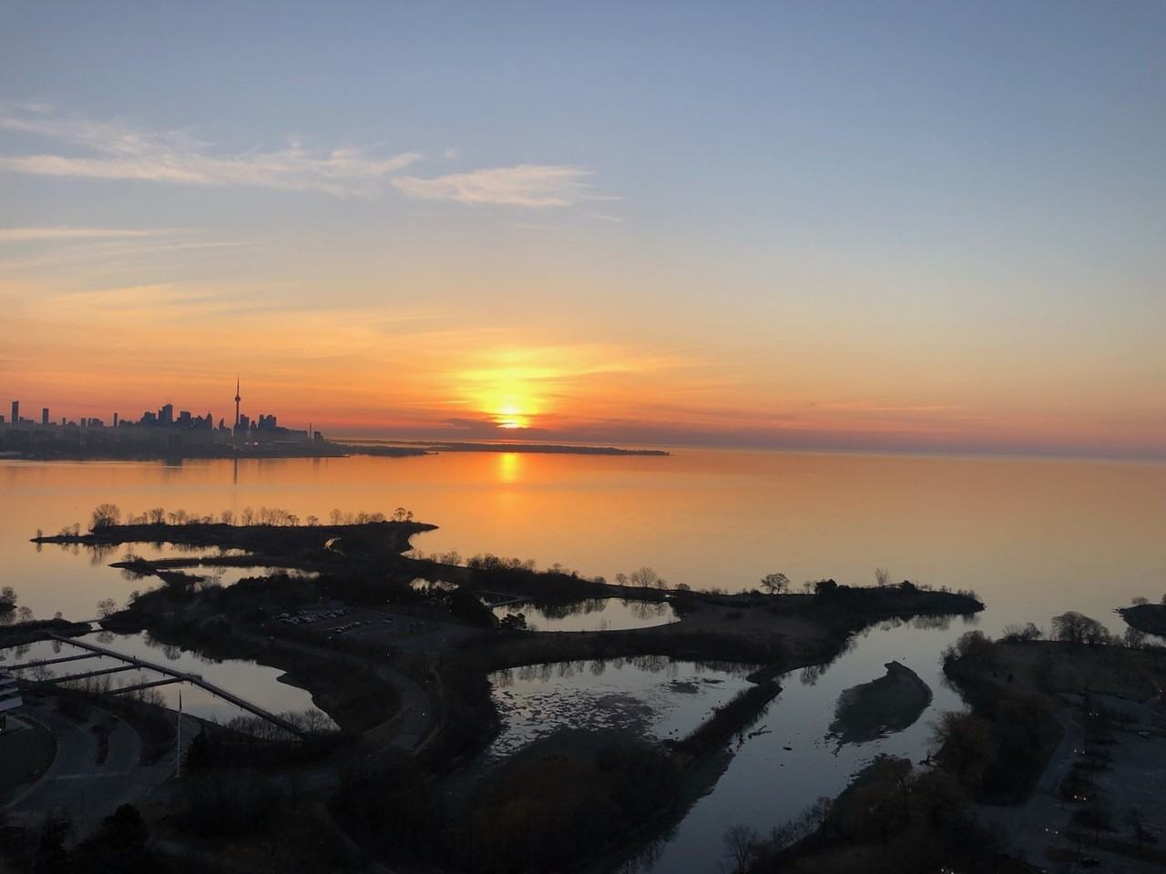 2230 Lake Shore Boulevard West