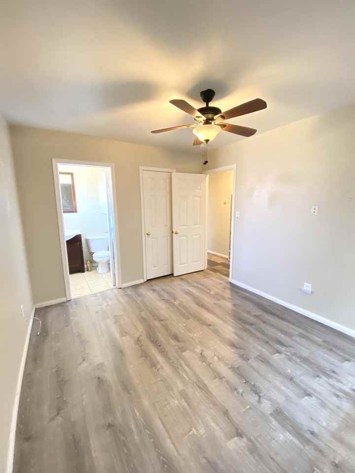 7650 Shadyglade Ln #1 - Photo 6 of 21