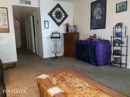 4202 4202 E DARREL RD B3 - Photo 3 of 15