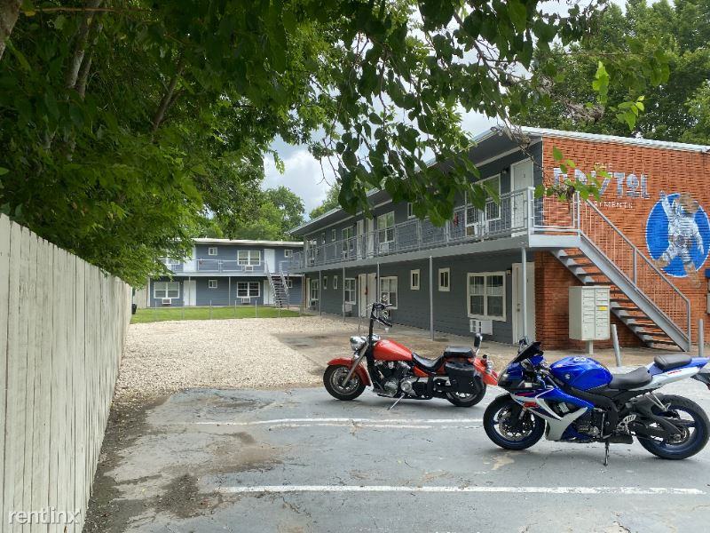 7813 7813 Detroit St 7701 - Photo 2 of 18